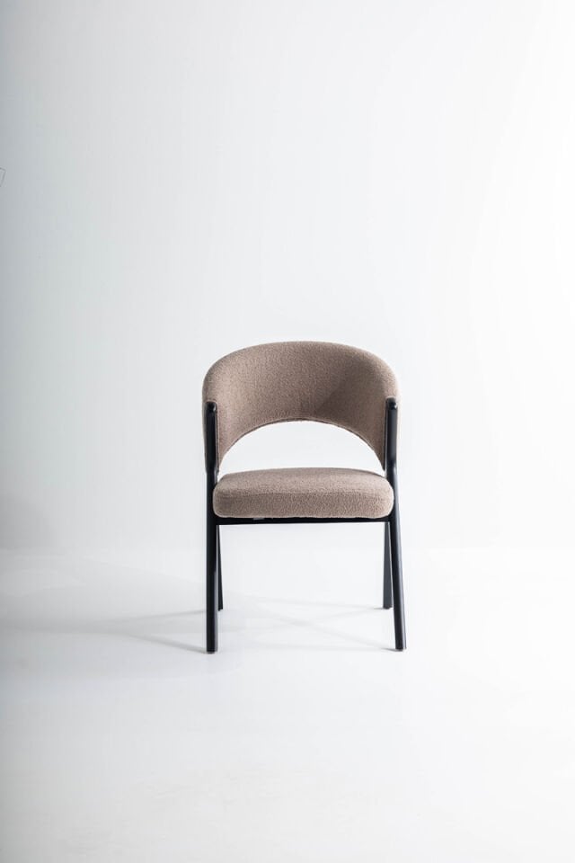 Monzo Stuhl
