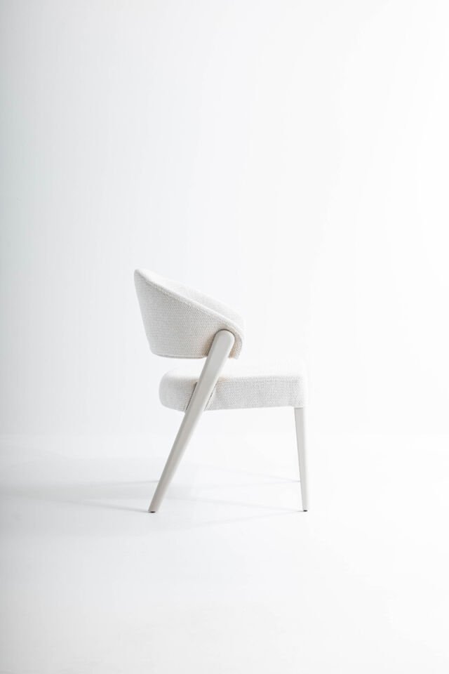 Lucci chair