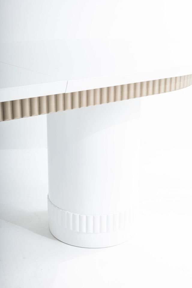 Linea Ovaler Esstisch